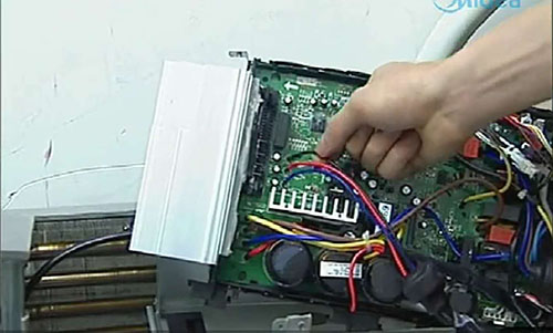 三穗美的空调电话是多少